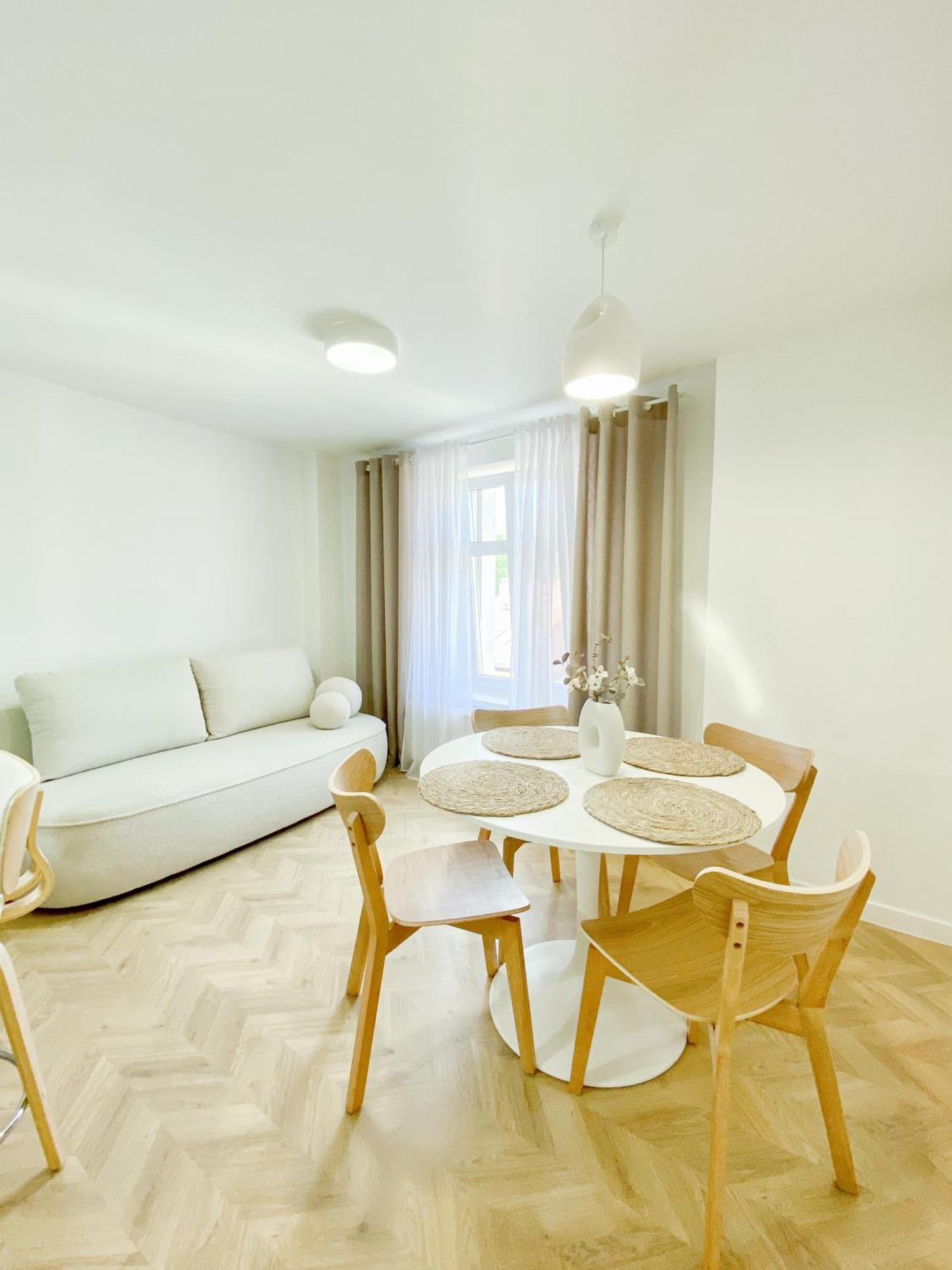 Apartament Bialy Jelenia Góra Exterior foto